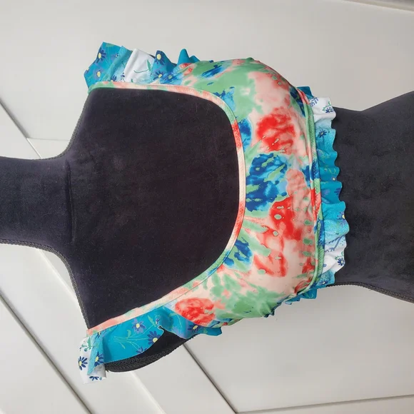 Floral Ruffle Bikini Top - Picture 4 of 5